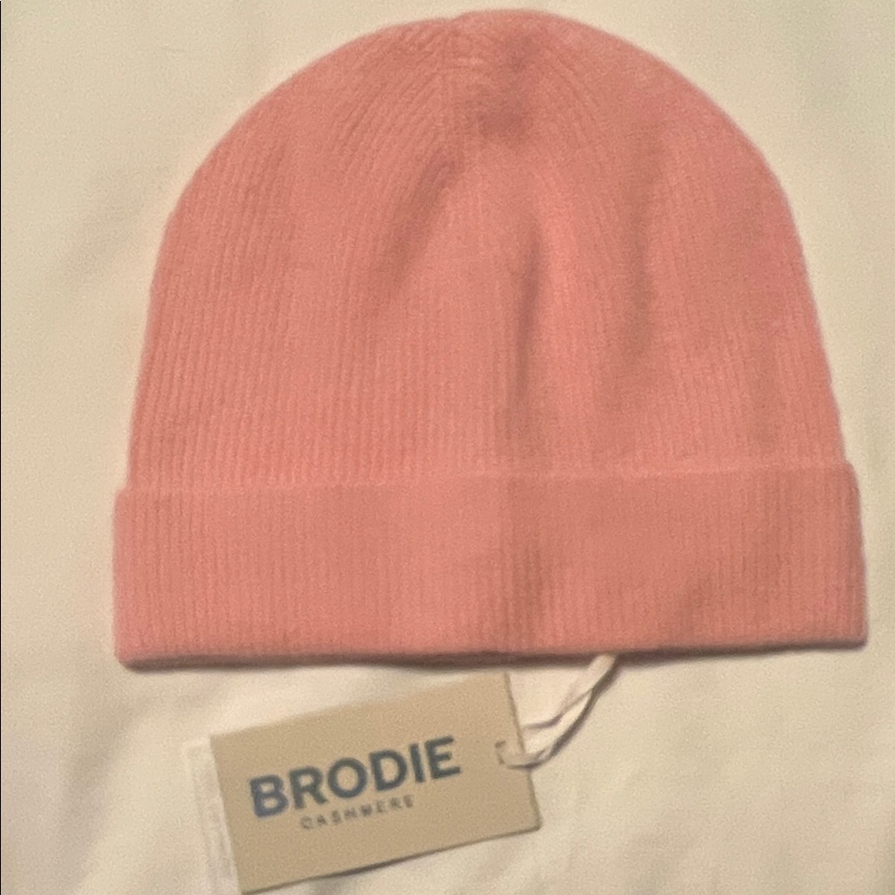 NWT Cashmere Pink Beanie